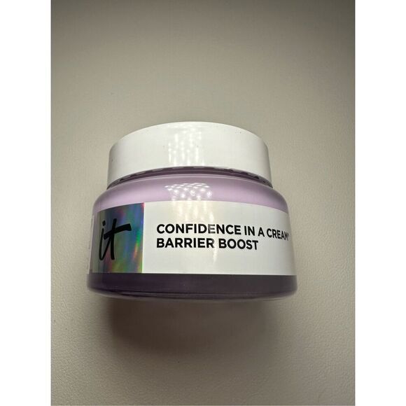IT Cosmetics Confidence in a Cream® SPF over 301 fl oz - Picture 1 of 8